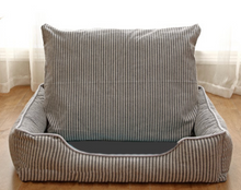 Load image into Gallery viewer, 3 Size Padded Dog Bed