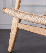 Load image into Gallery viewer, Mid Century Lounge Chair
