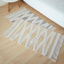 Load image into Gallery viewer, Tufted Tassels Floor Mat