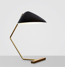 Load image into Gallery viewer, Duckbill Table Lamp
