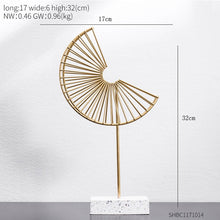 Load image into Gallery viewer, Metal Maple Leaf Sculpture