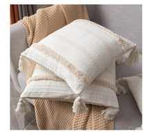 Load image into Gallery viewer, Moroccan Style Tassel Toss Pillow