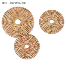 Load image into Gallery viewer, Round Braided Placemats (4pcs)
