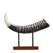 Load image into Gallery viewer, Ox Horn Craft Gifts Statue