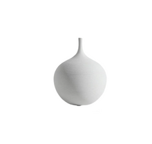 Load image into Gallery viewer, Handmade Ceramic Zen Vase